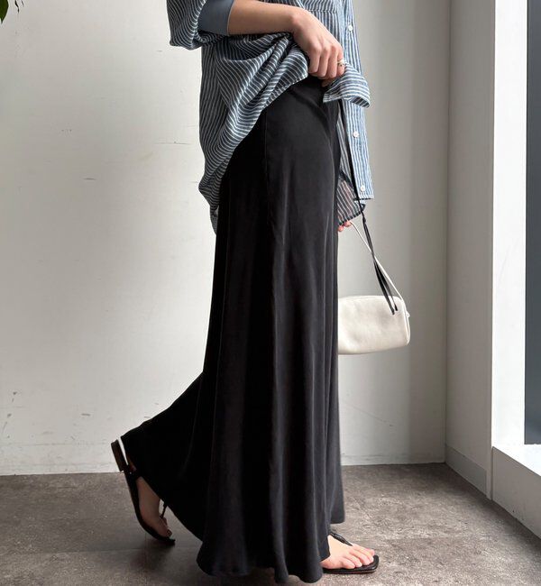  「ベルト付キュプラ混サテンスカート」|スカート|