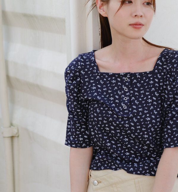  「小花柄ヘンリースクエアプルオーバー」|Tシャツ・カットソー|