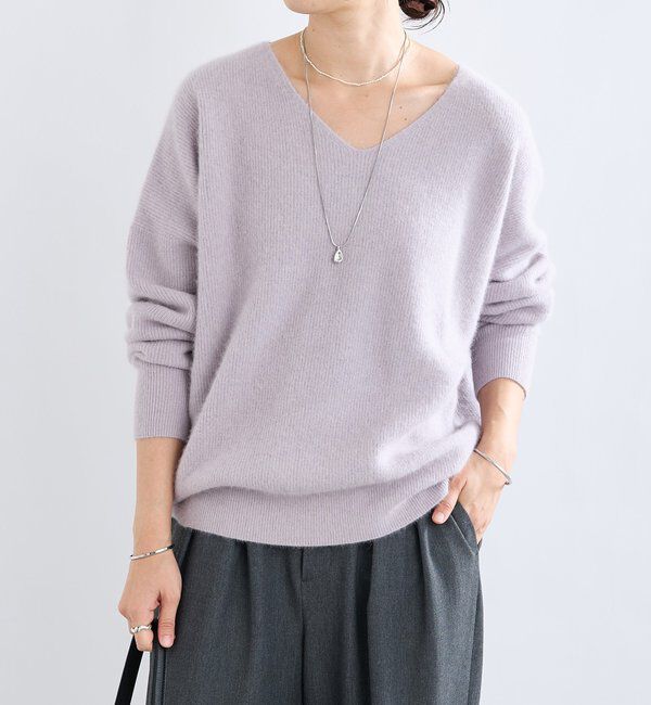  「【抜け感シルエット】ヘアリーウール片畦Vネックニット」|ニット・セーター|