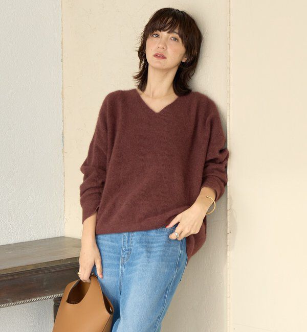  「【抜け感シルエット】ヘアリーウール片畦Vネックニット」|ニット・セーター|
