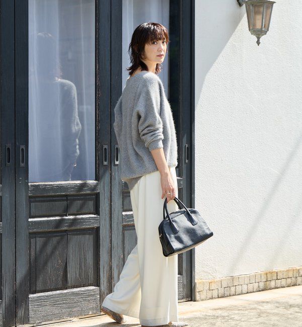  「【抜け感シルエット】ヘアリーウール片畦Vネックニット」|ニット・セーター|