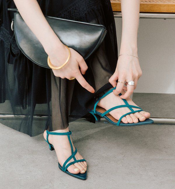  「予約【抜け感】ポインテッドラインサンダル」|サンダル|