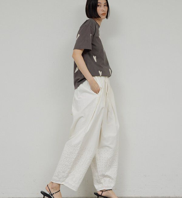  「【Dhritie】リーフ刺繍Tee」|Tシャツ・カットソー|