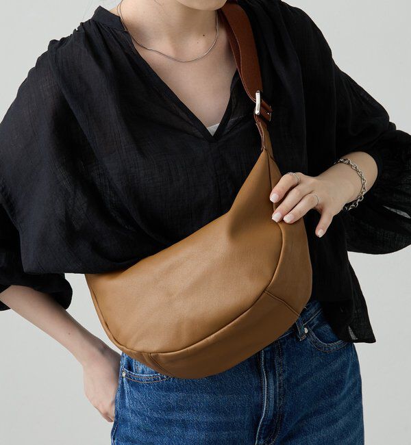  「ソフトレザーラウンドショルダーバッグ」|ショルダー・メッセンジャー|