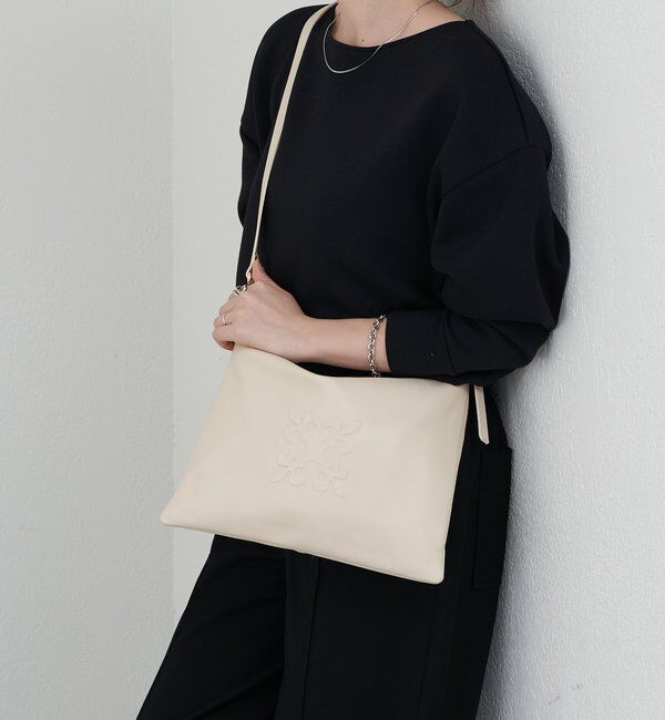  「エンボスモノグラムショルダーバッグ」|ショルダー・メッセンジャー|