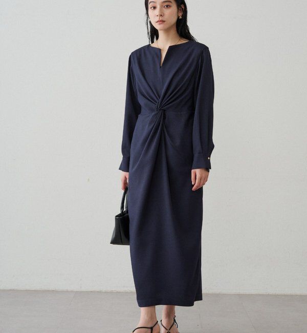  「ツイストVネックワンピース」|ワンピース|
