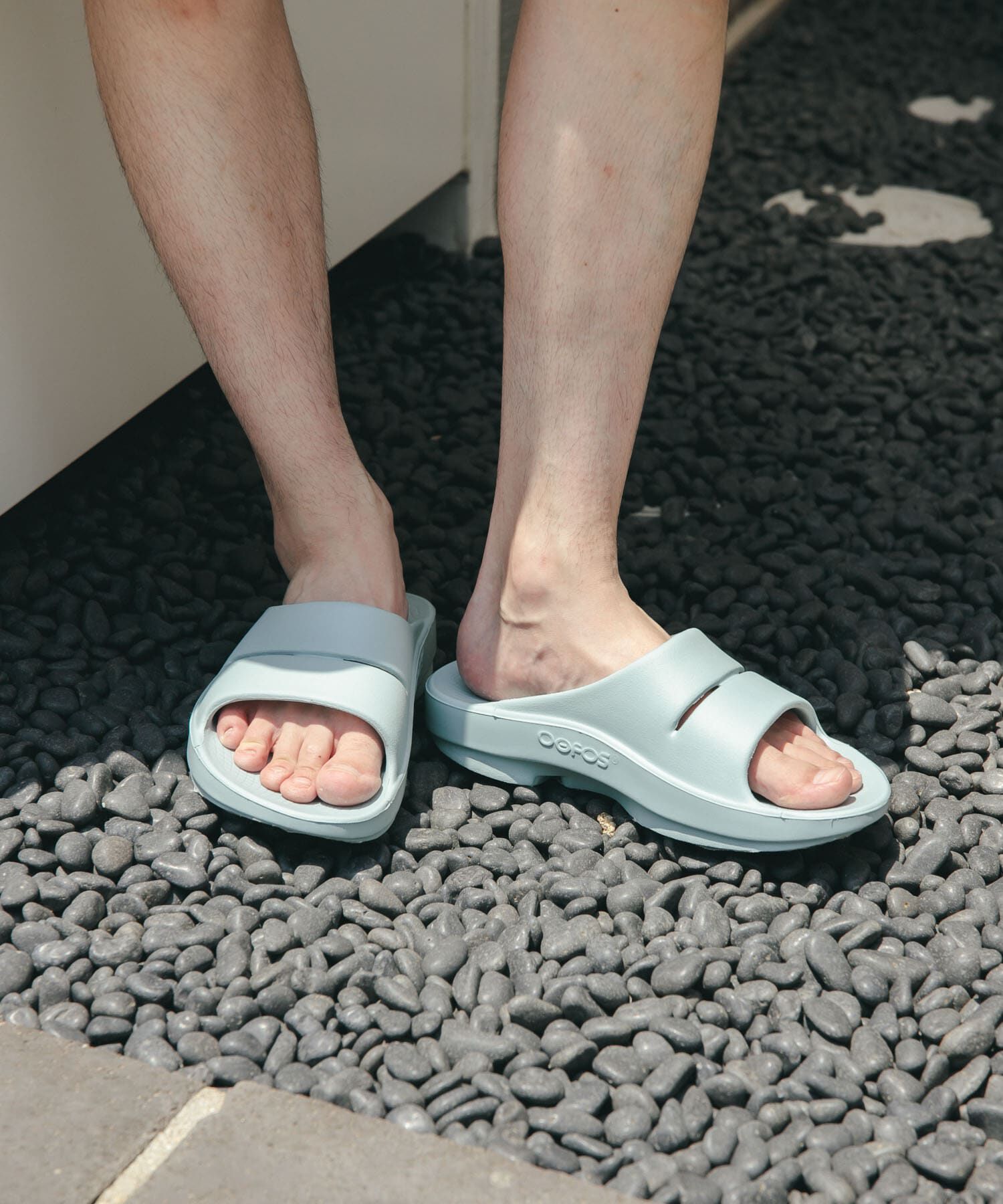 URBAN RESEARCH DOORS「OOFOS　OOahh」|サンダル|