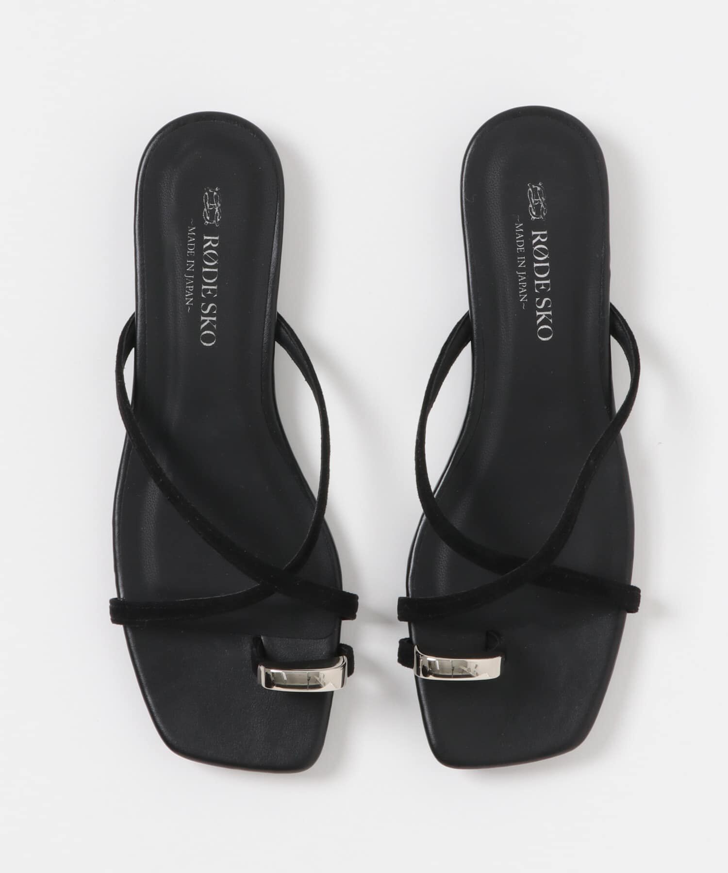 RODE SKO「『MADE IN JAPAN』プチメタルクロスフラットサンダル」|サンダル|