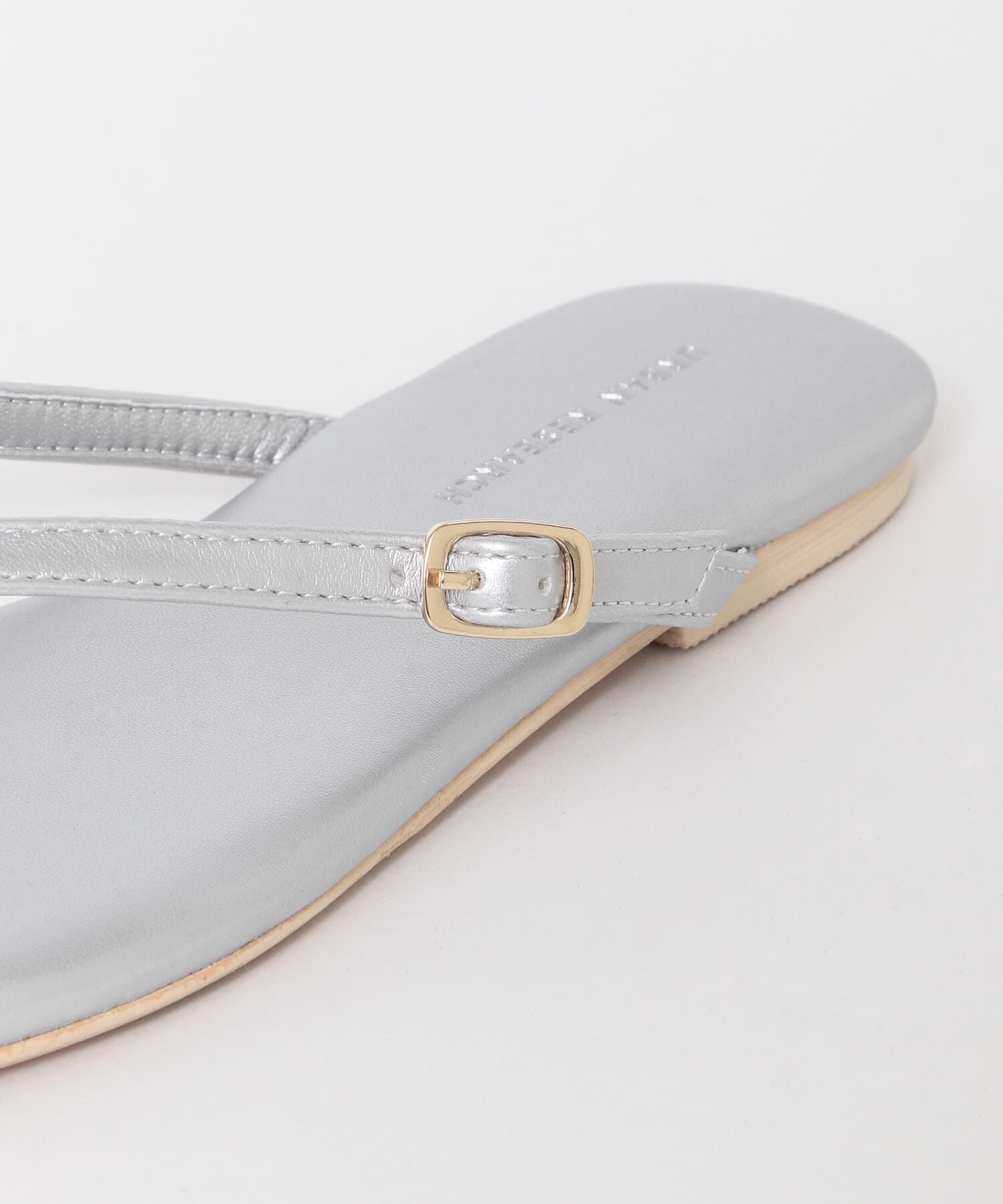 URBAN RESEARCH「スクエアトゥトングサンダル」|サンダル|