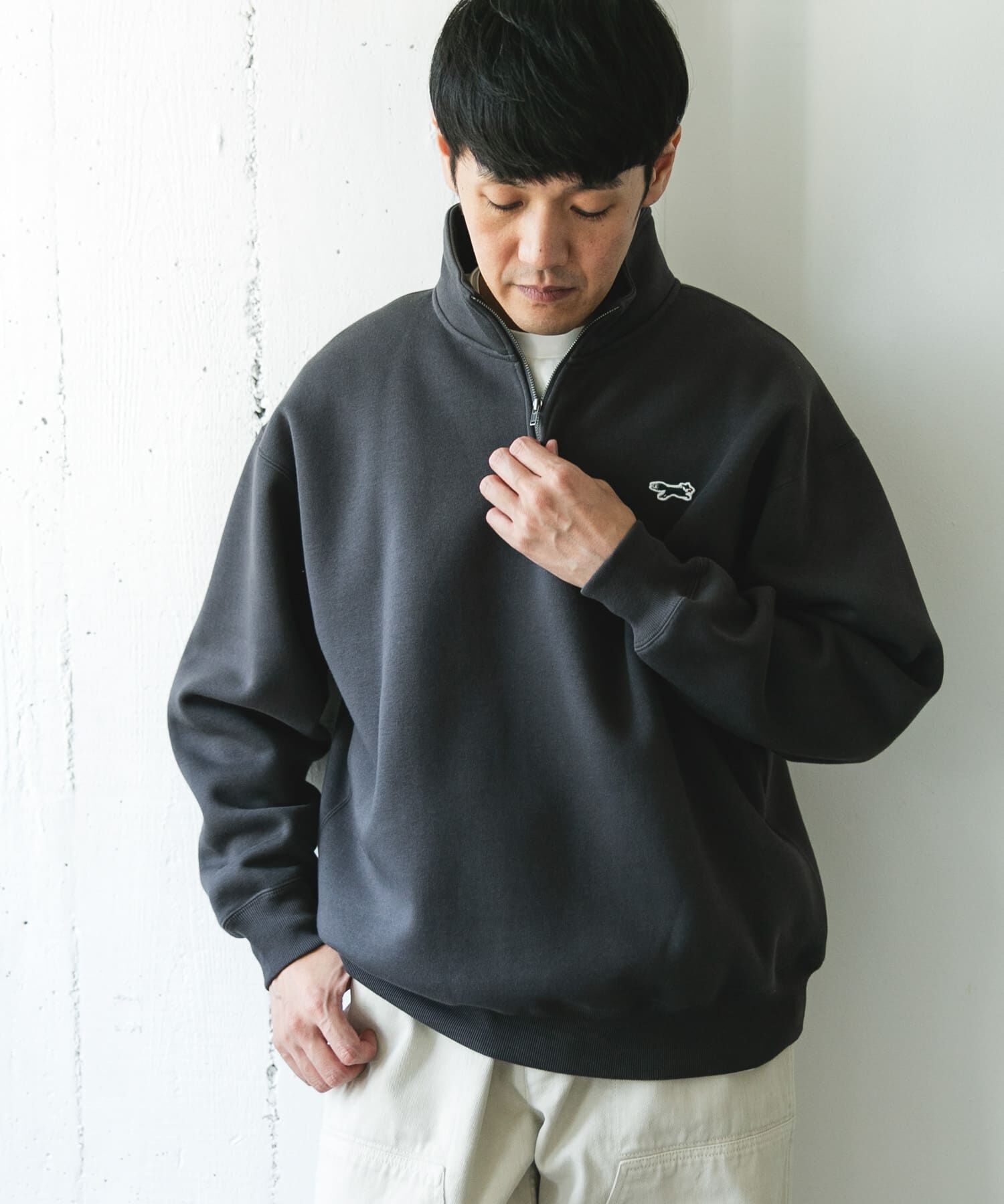 URBAN RESEARCH DOORS「『XLサイズ/WEB限定』『別注』PENNEYS&times;DOORS　THE FOX ハーフジップスウェット」|スウェット・ジャージ|