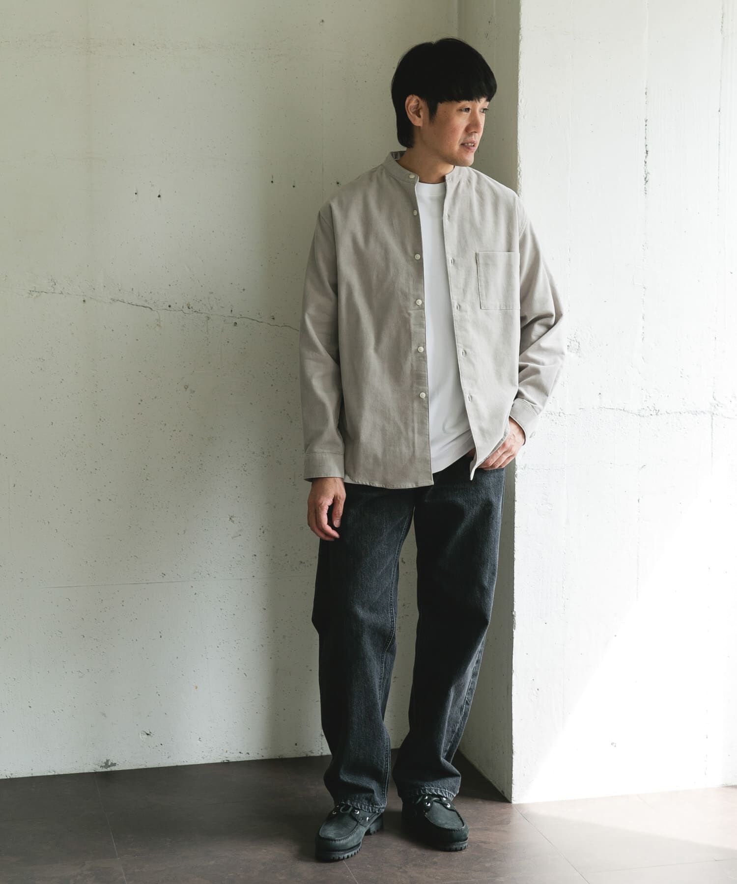 URBAN RESEARCH DOORS「『UR TECH』コーデュロイバンドカラーシャツ」|シャツ・ブラウス|