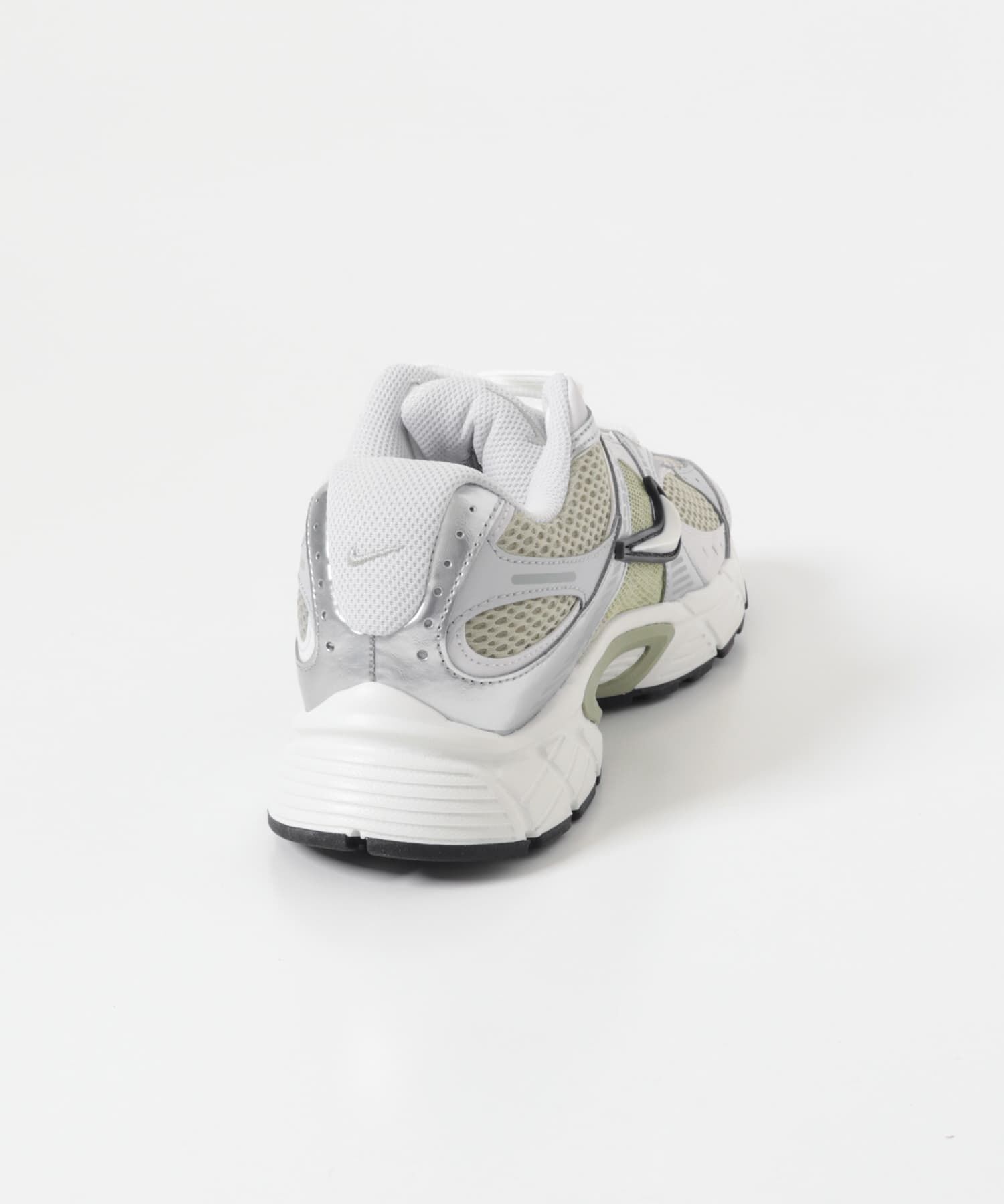 URBAN RESEARCH DOORS「NIKE　V5 RNR」|スニーカー|