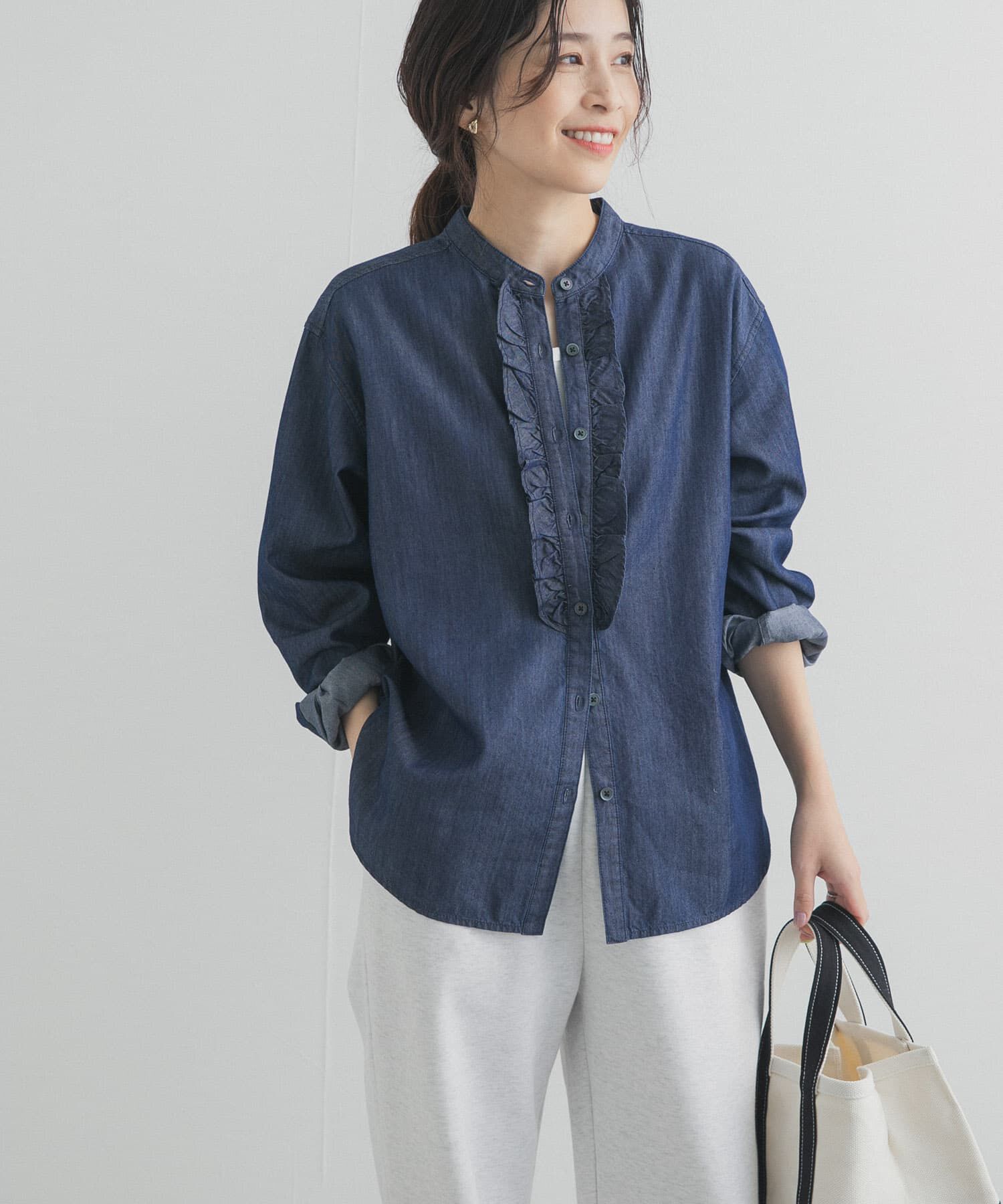 URBAN RESEARCH DOORS「フロントフリルシャツ」|シャツ・ブラウス|インディゴブルー