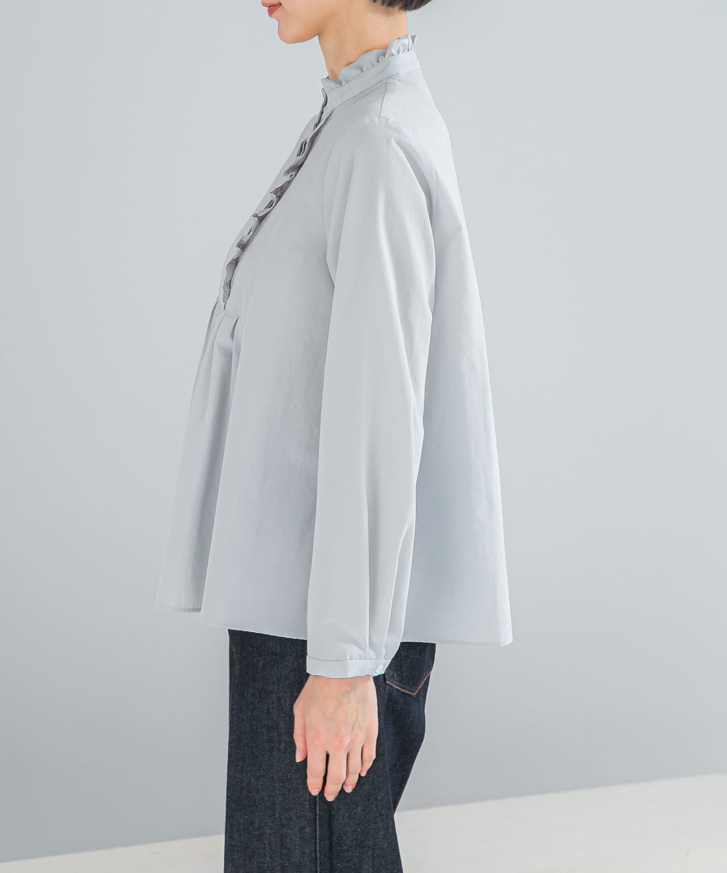 URBAN RESEARCH ROSSO「『WEB限定』フリルネックレースデザインシャツブラウス」|シャツ・ブラウス|