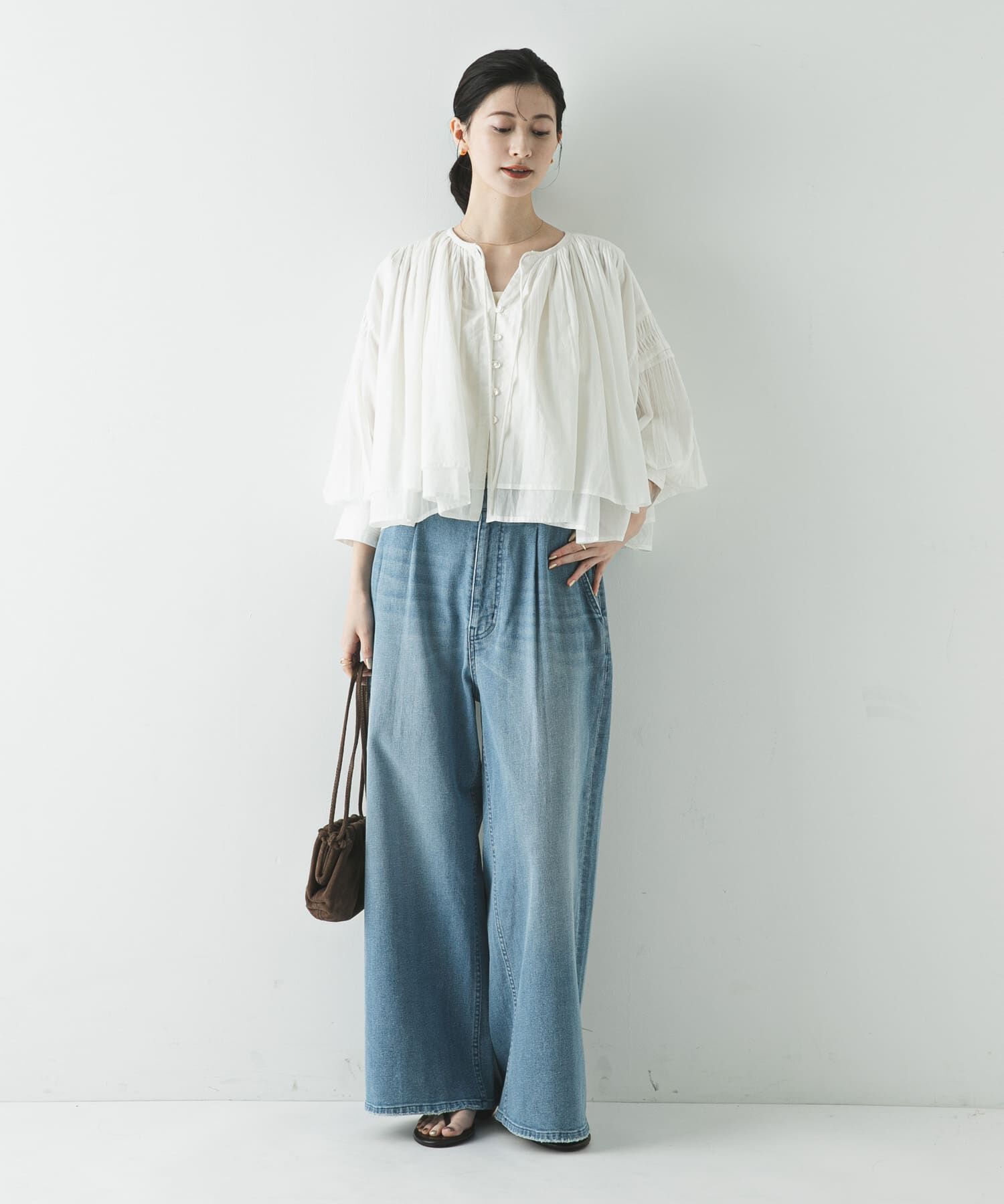 URBAN RESEARCH「『3サイズ展開』綿麻デニムイージーパンツ」|デニム|