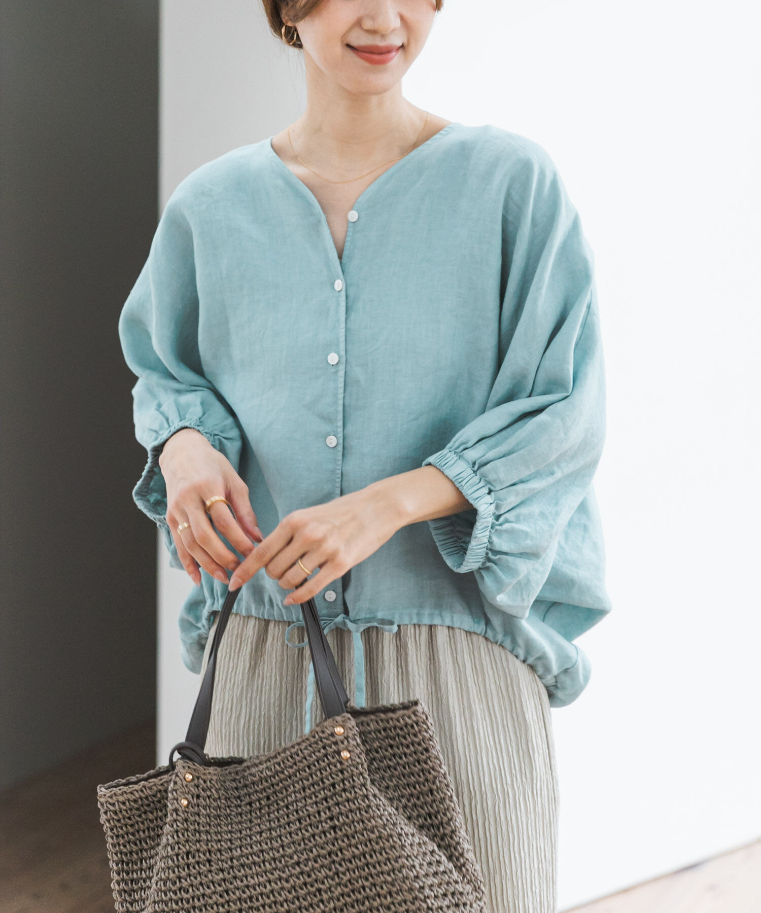 URBAN RESEARCH DOORS「リネンドロストドルマンブラウス」|シャツ・ブラウス|