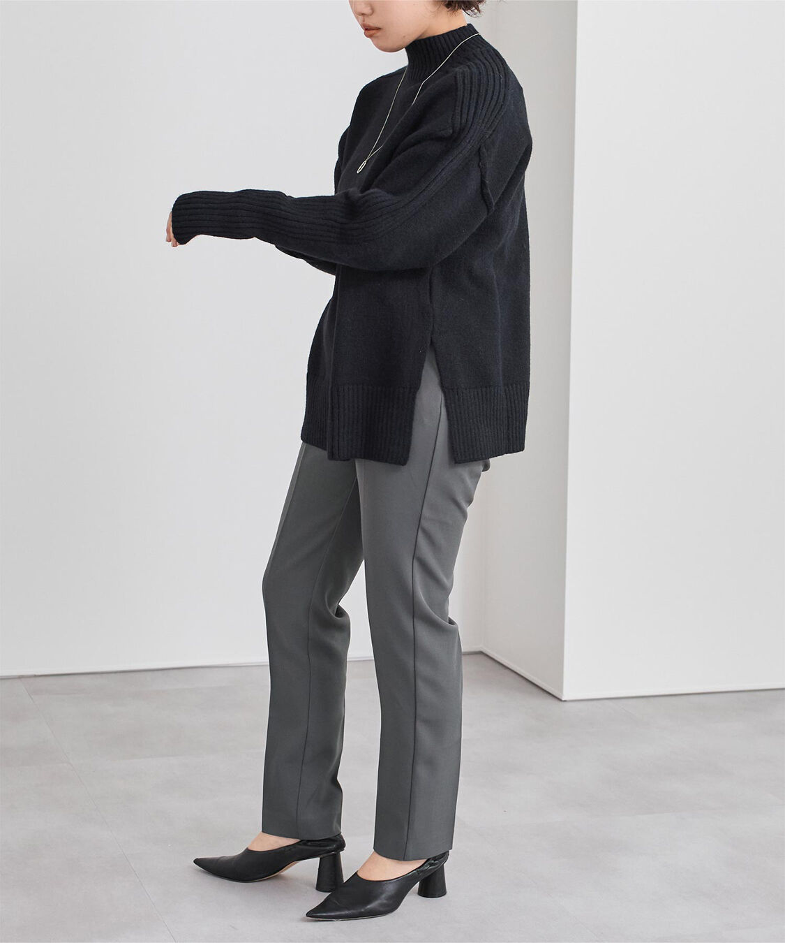 ur's「【星玲奈さんコラボアイテム】カラースティックパンツ」|スラックス|