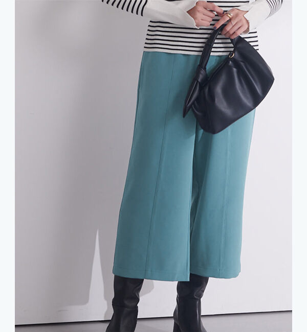 ur's「センターピンタッククロップドワイドパンツ」|スラックス|