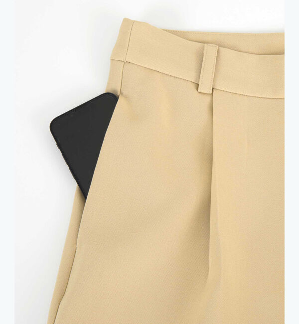 ur's「ツイストヘムテーパードパンツ」|スラックス|