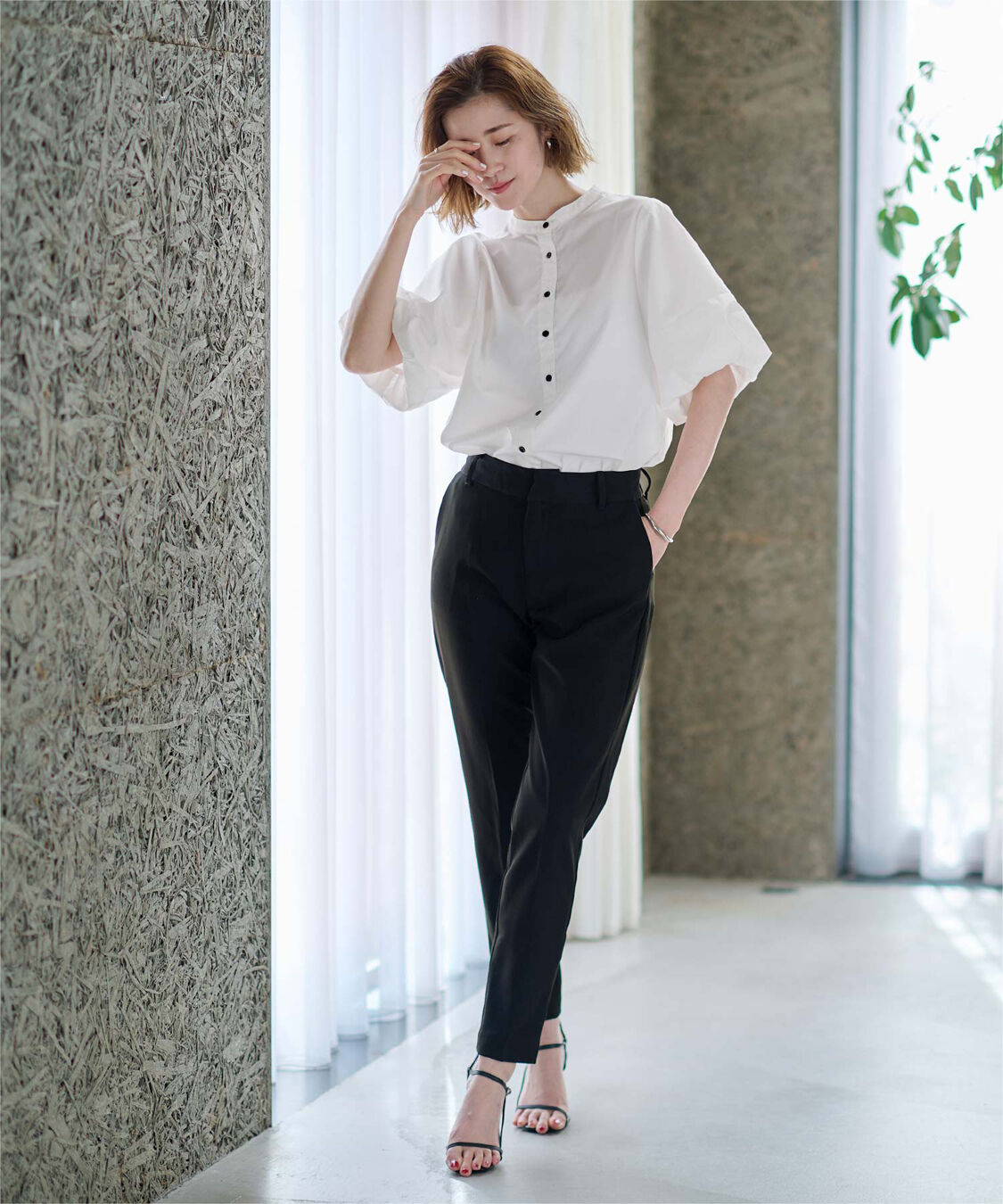 ur's「釦配色バルーンスリーブブラウス」|シャツ・ブラウス|