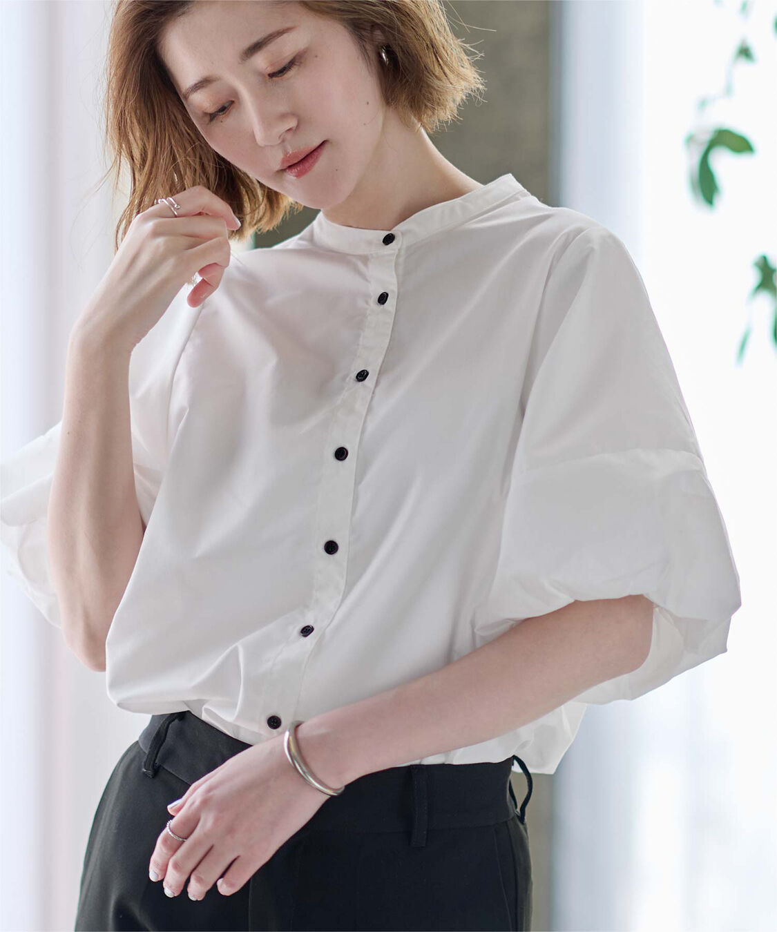 ur's「釦配色バルーンスリーブブラウス」|シャツ・ブラウス|