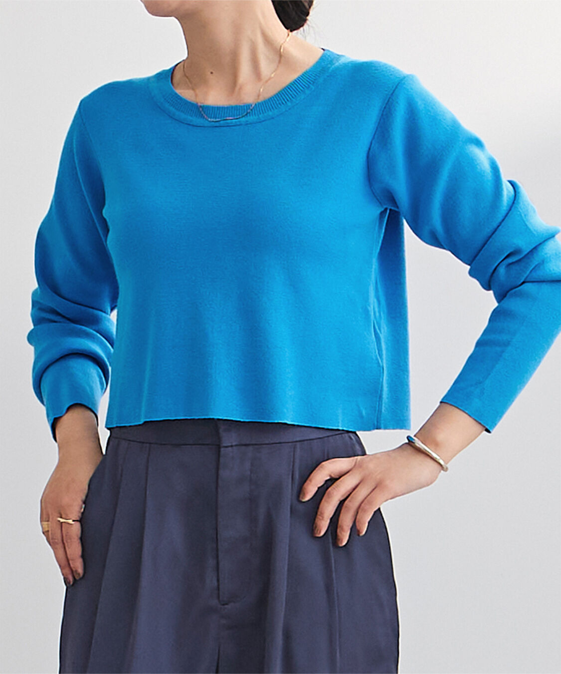 ur's「ラウンドネッククロップドニット」|ニット・セーター|ブルー