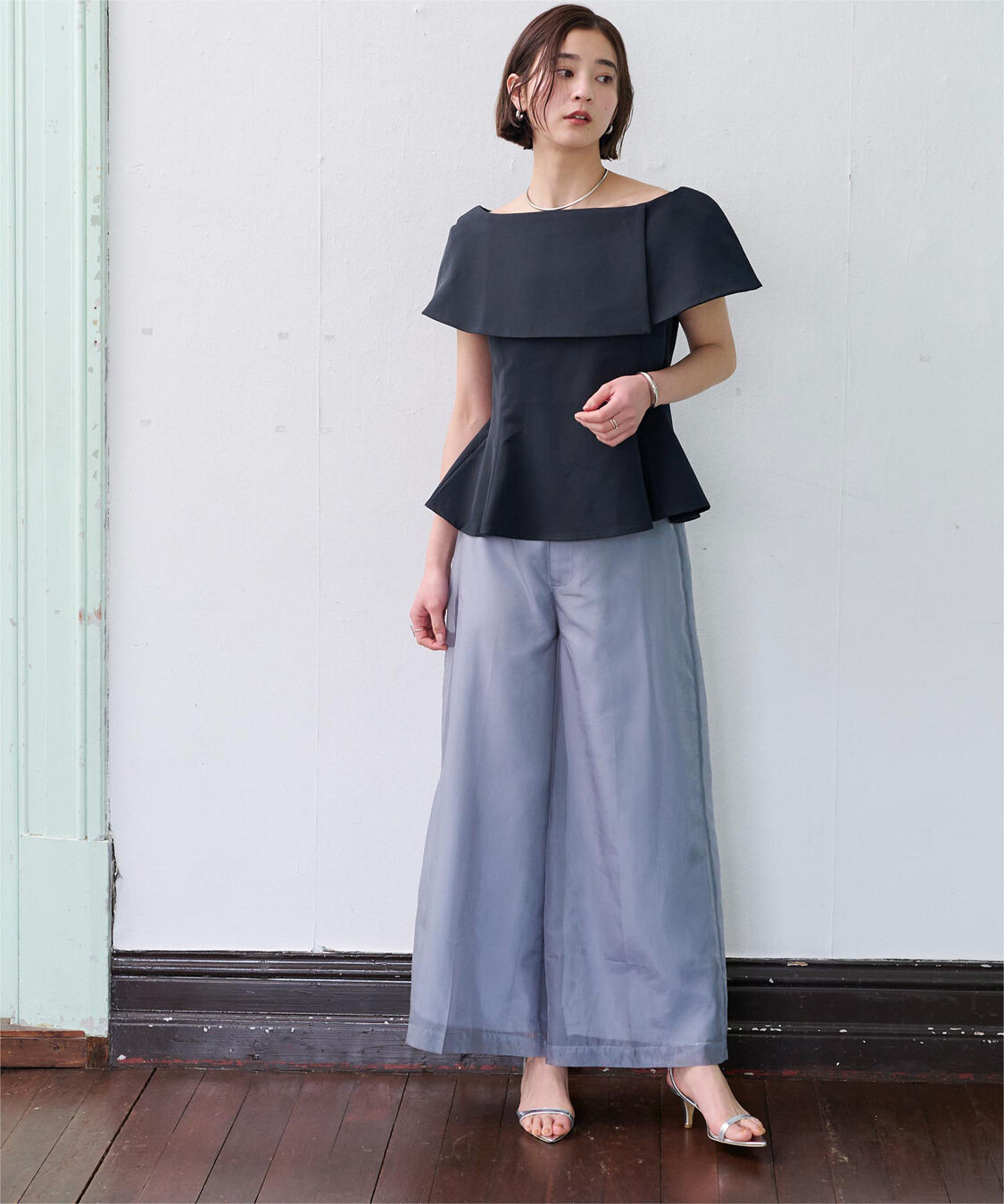 ur's「ケープデザインペプラムトップス」|シャツ・ブラウス|