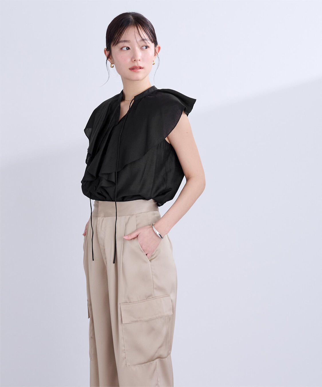 ur's「ラッフルデザインフレンチスリーブブラウス」|シャツ・ブラウス|