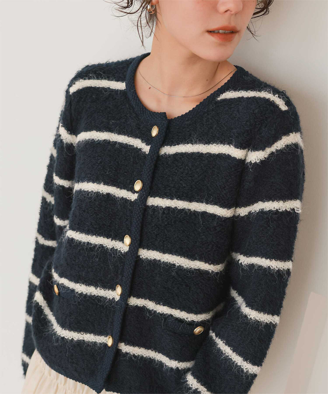 titivate「プチループゴールド釦ニットカーディガン」|ニット・セーター|