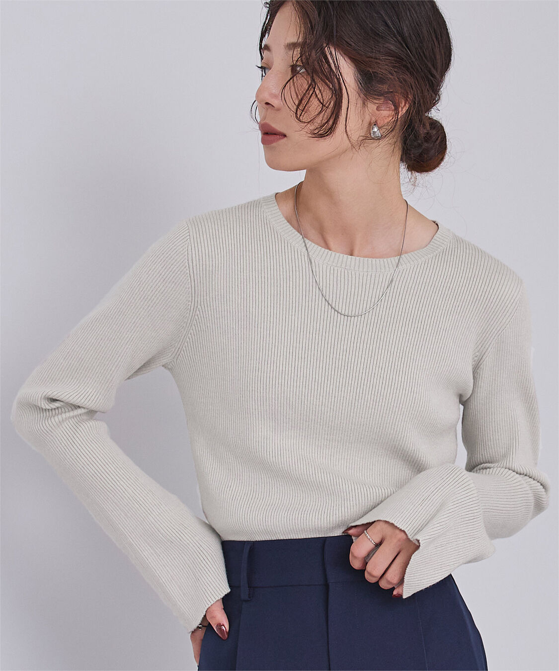 ur's「【星玲奈さんコラボアイテム】フレアスリーブリブニット」|ニット・セーター|