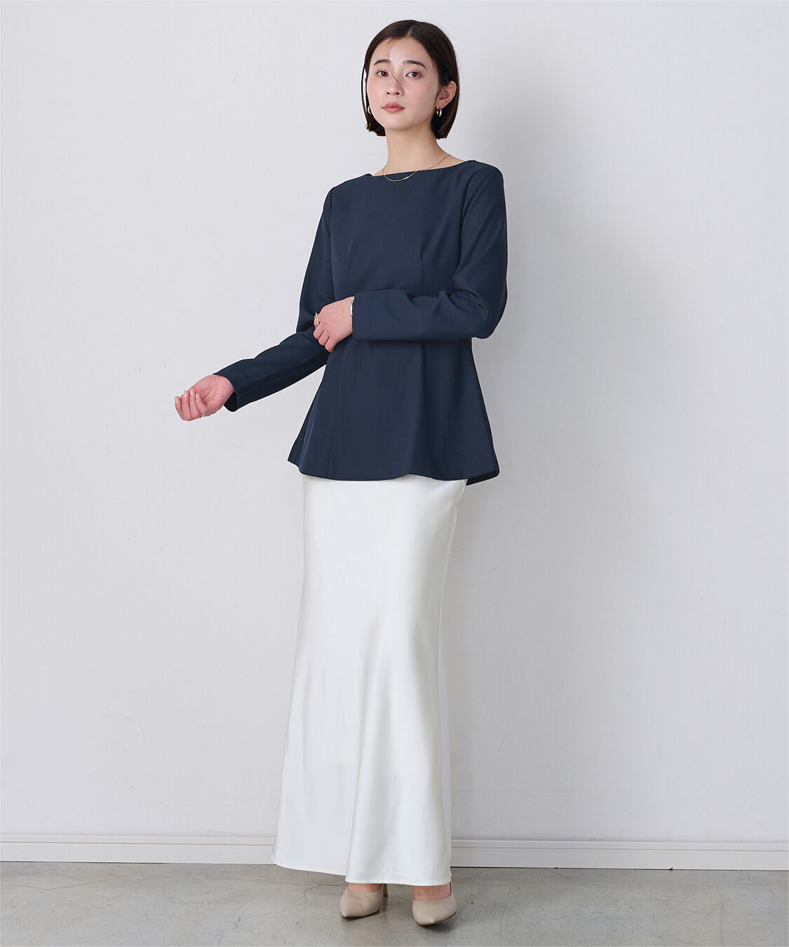 ur's「【小林有里さんコラボアイテム】ボートネックペプラムブラウス」|シャツ・ブラウス|