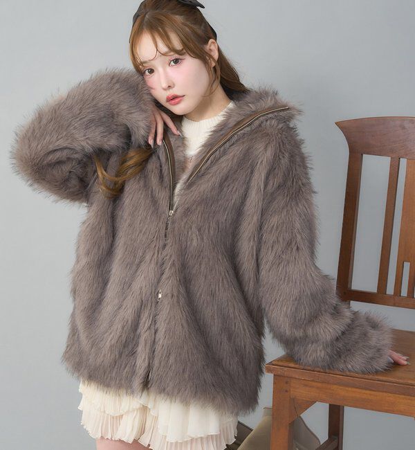  「ミドルフェイクファージャケット」|ダウンベスト・ベスト|