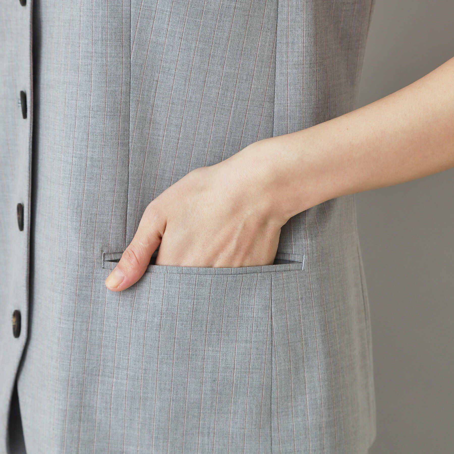 DRESSTERIOR「【セットアップ可/ウォッシャブル】セットアップストライプジレ」|ベスト・ジレ|