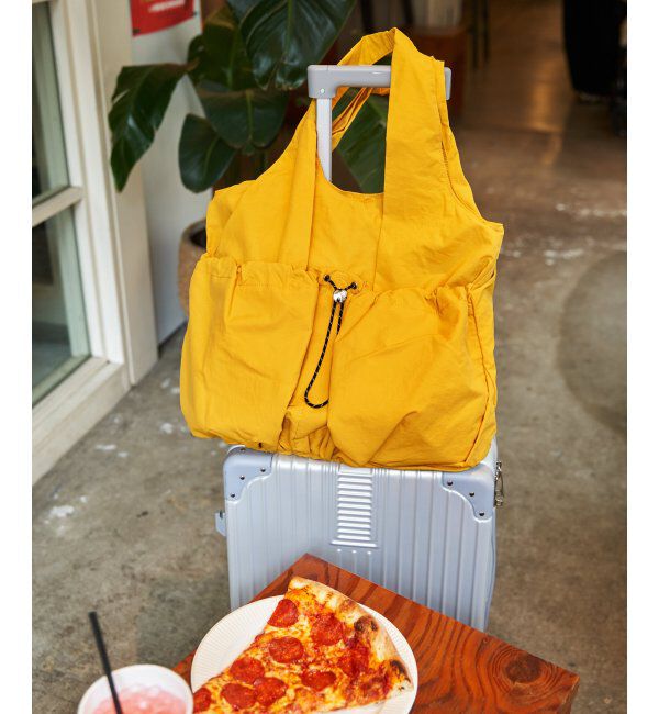 ikka「【雑誌InRed4月号掲載】撥水ドロストポケバルーントート」|トートバッグ|