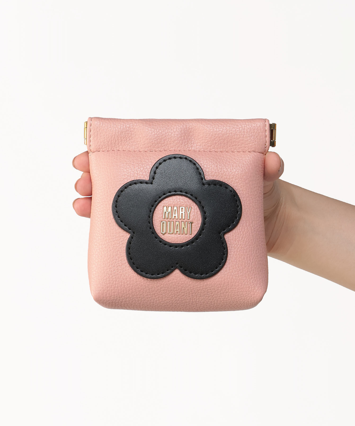 MARY QUANT「センターロゴデイジー バネクチポーチ」|ポーチ|ピンク
