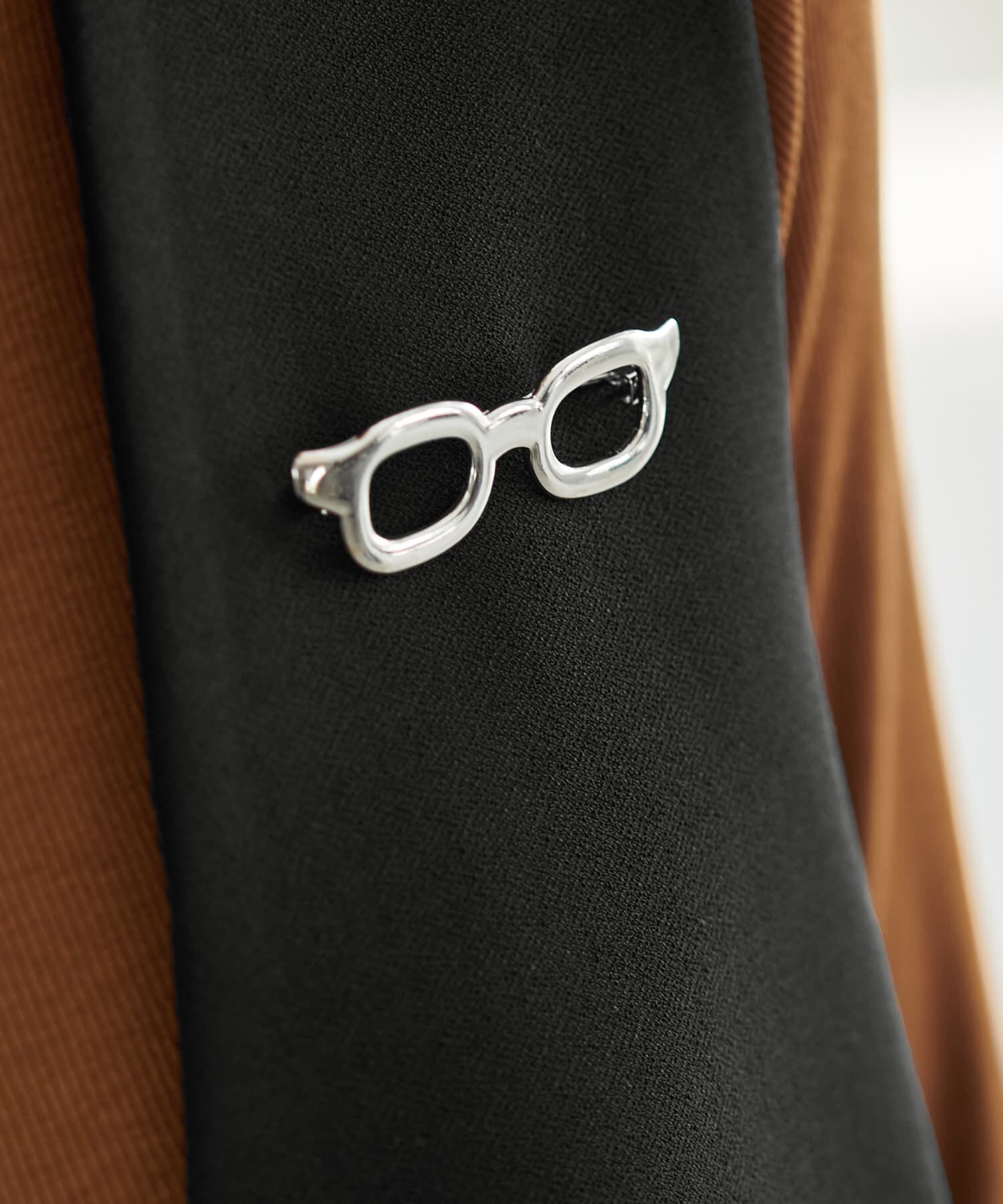 STYLE DELI「ぽってりメガネブローチ」|ブローチ・コサージュ|