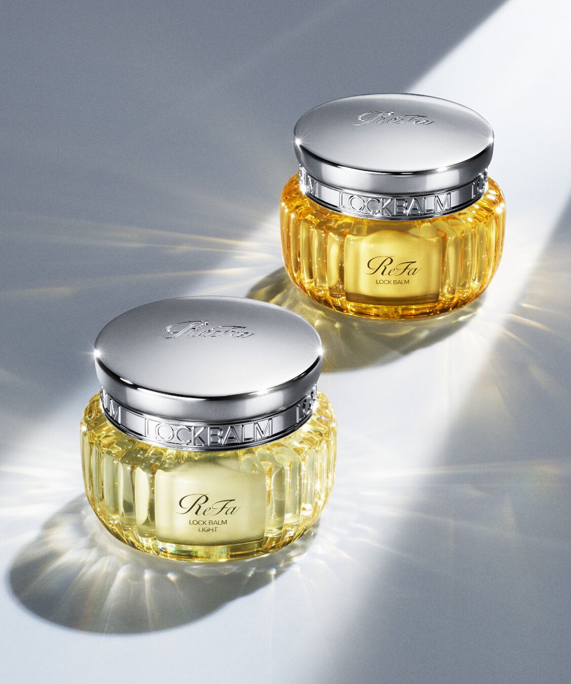 ReFa「リファロックバーム」|ヘアスタイリング|