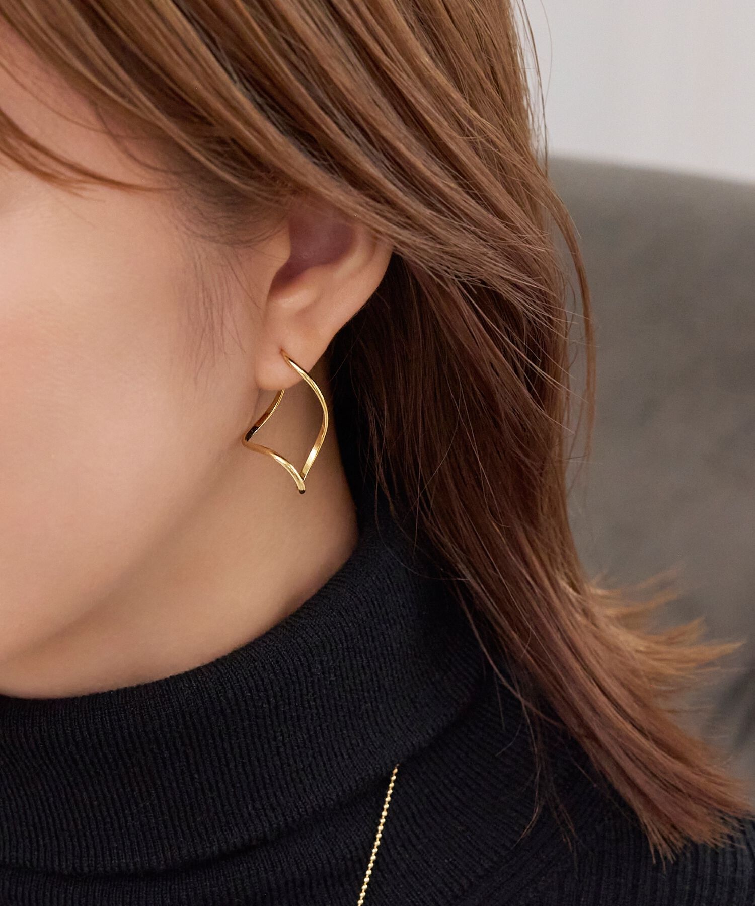 Phoebe「2wayグレースツイストラインイヤリング」|イヤリング|