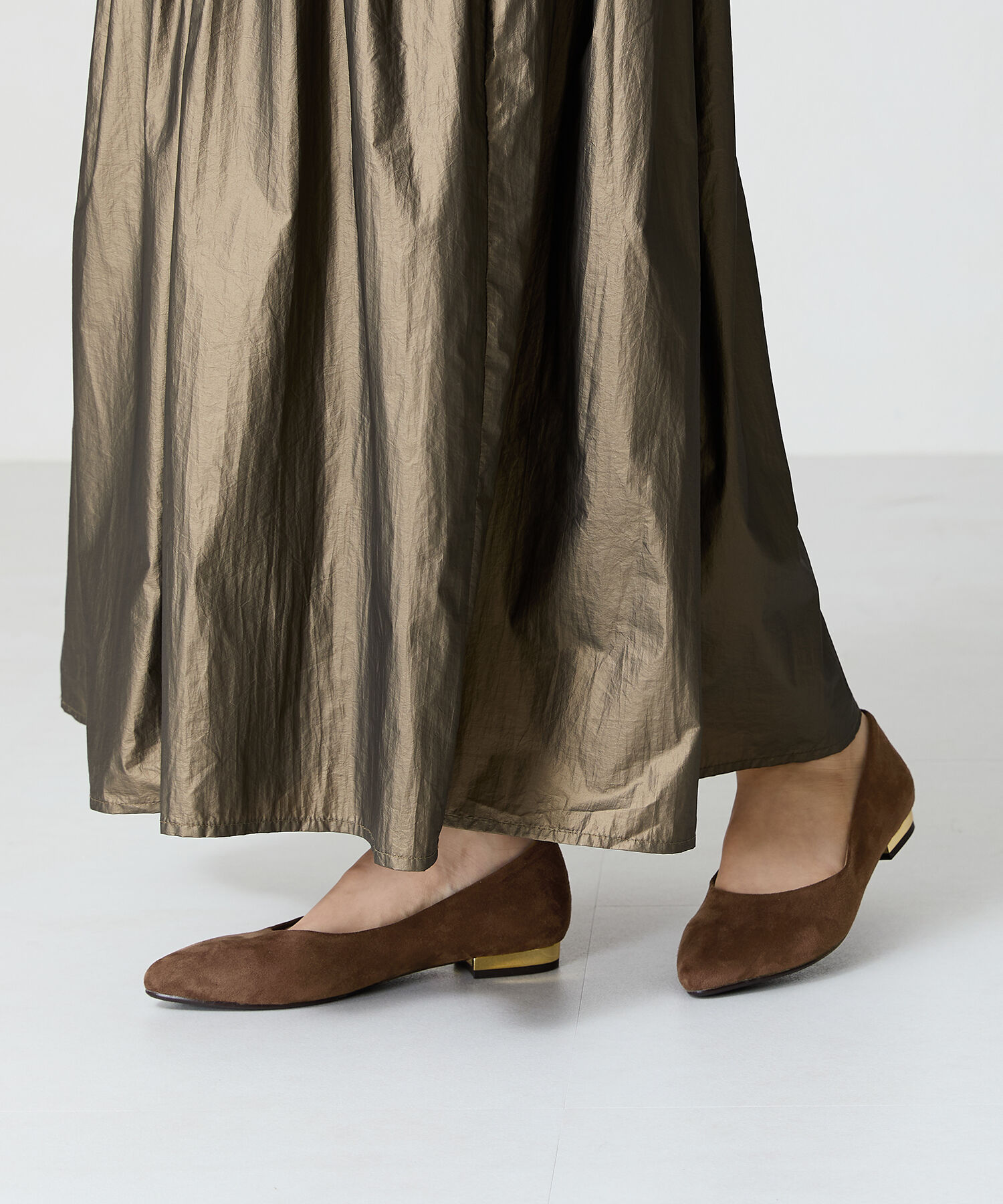 ORiental TRaffic「【WEB限定 / 累計16万足突破】ポインテッドトゥ フラット パンプス /R-4007 通勤靴 厚手クッション」|パンプス|