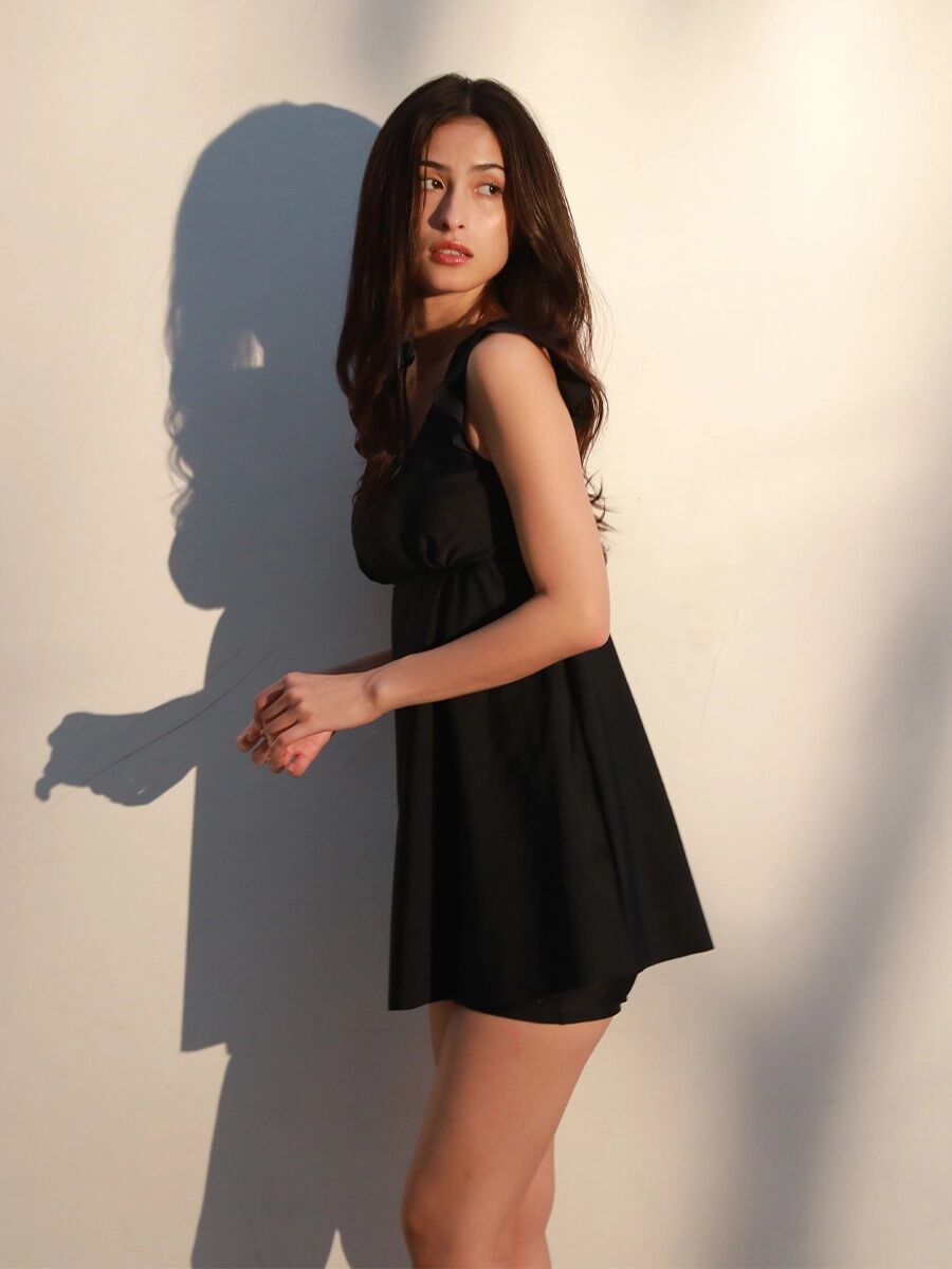 Riberce「【新作】ブラックペタルスリーブキャミソールビキニ/キャミキニ」|ビキニ|