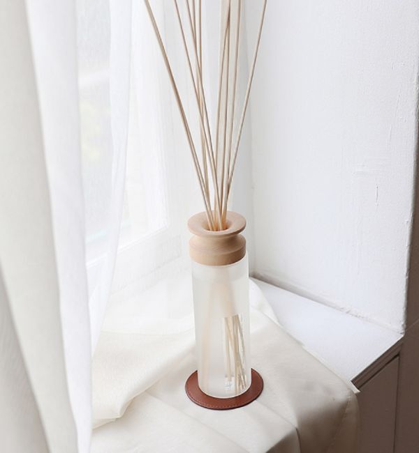 B-COMPANY「大容量／芳香期間6ヶ月　リードディフューザー」|アロマ・ルームフレグランス|