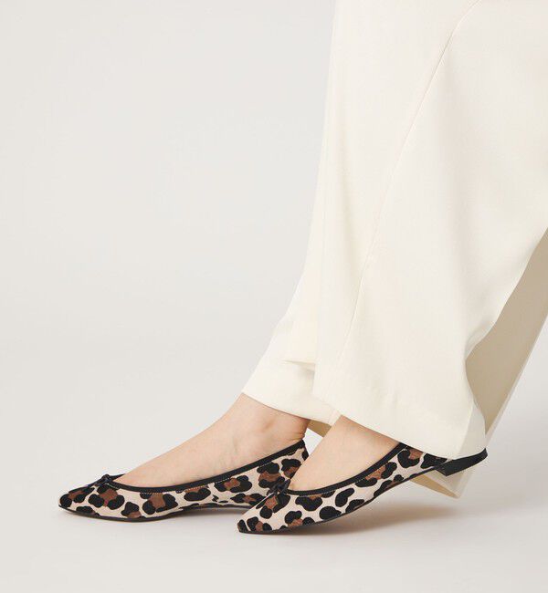 ODETTE E ODILE「【WEB限定】ポインテッドバレリーナ フラット15■&uarr;」|バレエシューズ|