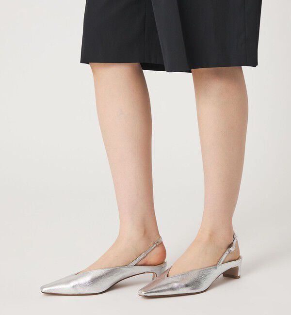 ODETTE E ODILE「センターシームバックベルト パンプス40&darr;&uarr;」|パンプス|