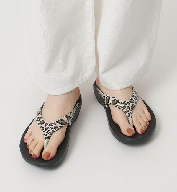 ODETTE E ODILE「＜OOFOS＞ OOlalaLuxe Limited」|サンダル|