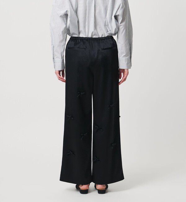 UNITED ARROWS「サテン 3Dリボン パンツ ‐ウォッシャブル‐」|チノ|