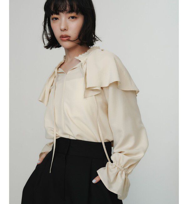 EMMEL REFINES「＜EMMEL REFINES＞EM フィブリルサテン ネックタック フリル ブラウス」|シャツ・ブラウス|CREAM