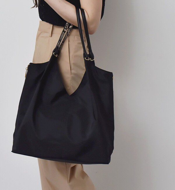 quaranciel「《一部追加予約》quaranciel: Vカット サイドファスナー トートバッグ（A4対応）」|トートバッグ|