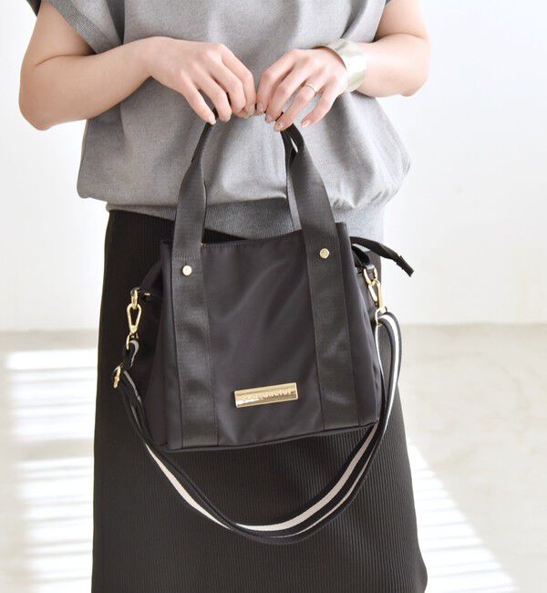 quaranciel「《一部追加予約》quaranciel: 2way 8ポケット ライン ショルダー バッグ」|ショルダー・メッセンジャー|