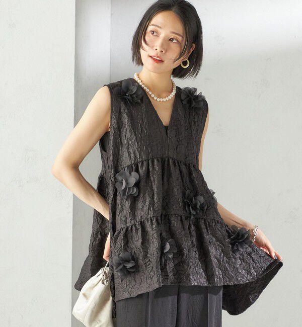 SHIPS for women「TORRAZZO DONNA:〈手洗い可能〉フラワー ティアード ブラウス」|シャツ・ブラウス|ブラック