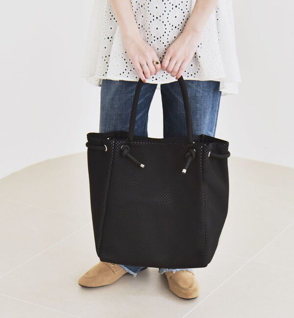 quaranciel「quaranciel: パンチング ロープ デザイン トート バッグ（A4対応）」|トートバッグ|